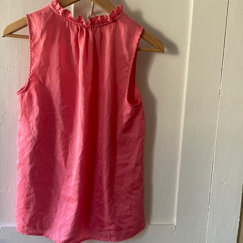 LOFT Coral Ruffle Neck Blouse-tiny flaw - Picture 4 of 5